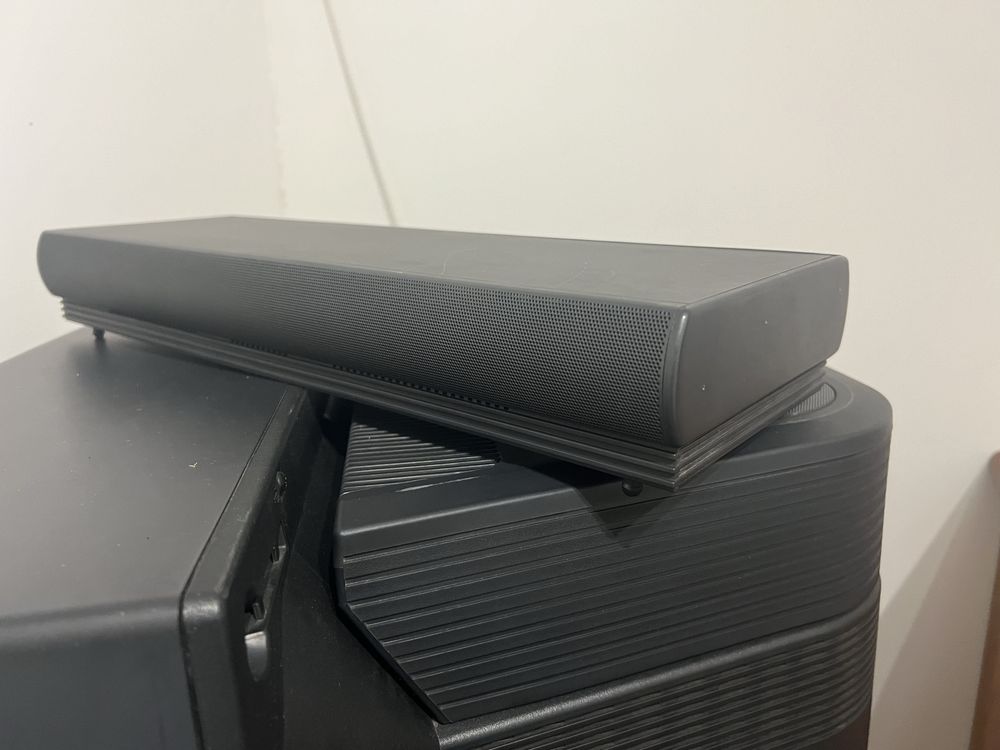TV Sony Black Trinitron 29” (com sistema de som/ subwoofer)