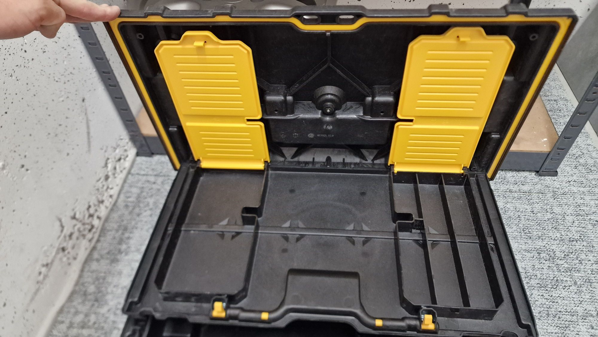 DeWALT DS150 ToughSystem – Skrzynia narzędziowa
