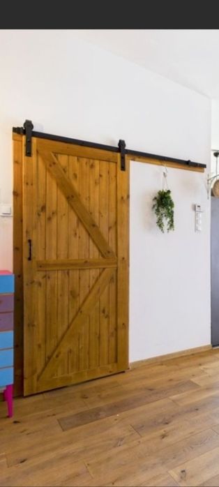 Drzwi LOFT drewniane solidne przesuwne
