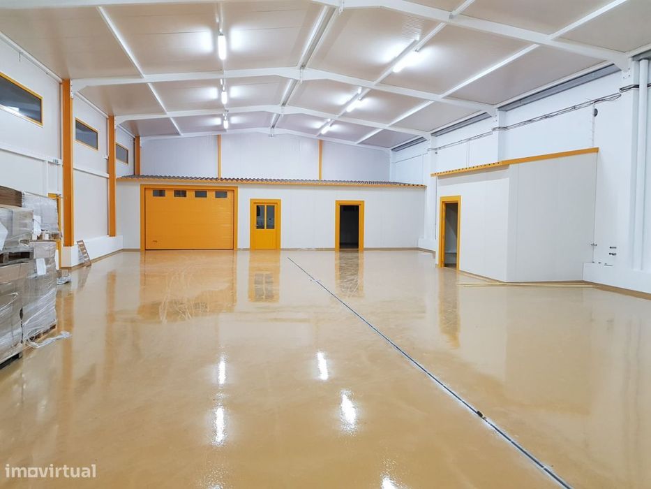 Empresa e destilaria toda equipada e pronta a trabalhar