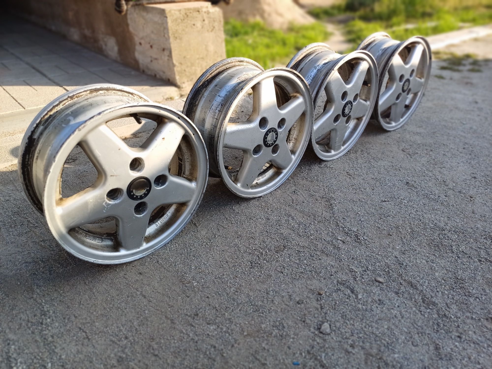 Продам легкосплавные диски 4×100 R 13(Ланос)