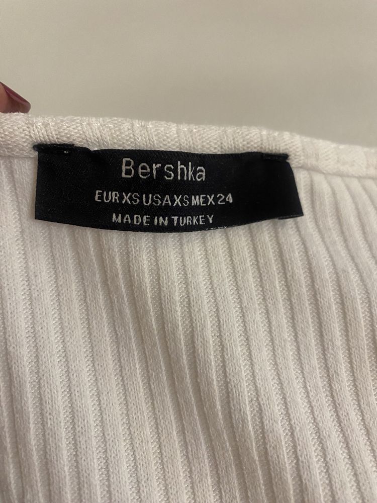 Жіночий топ (кофтинка) Bershka