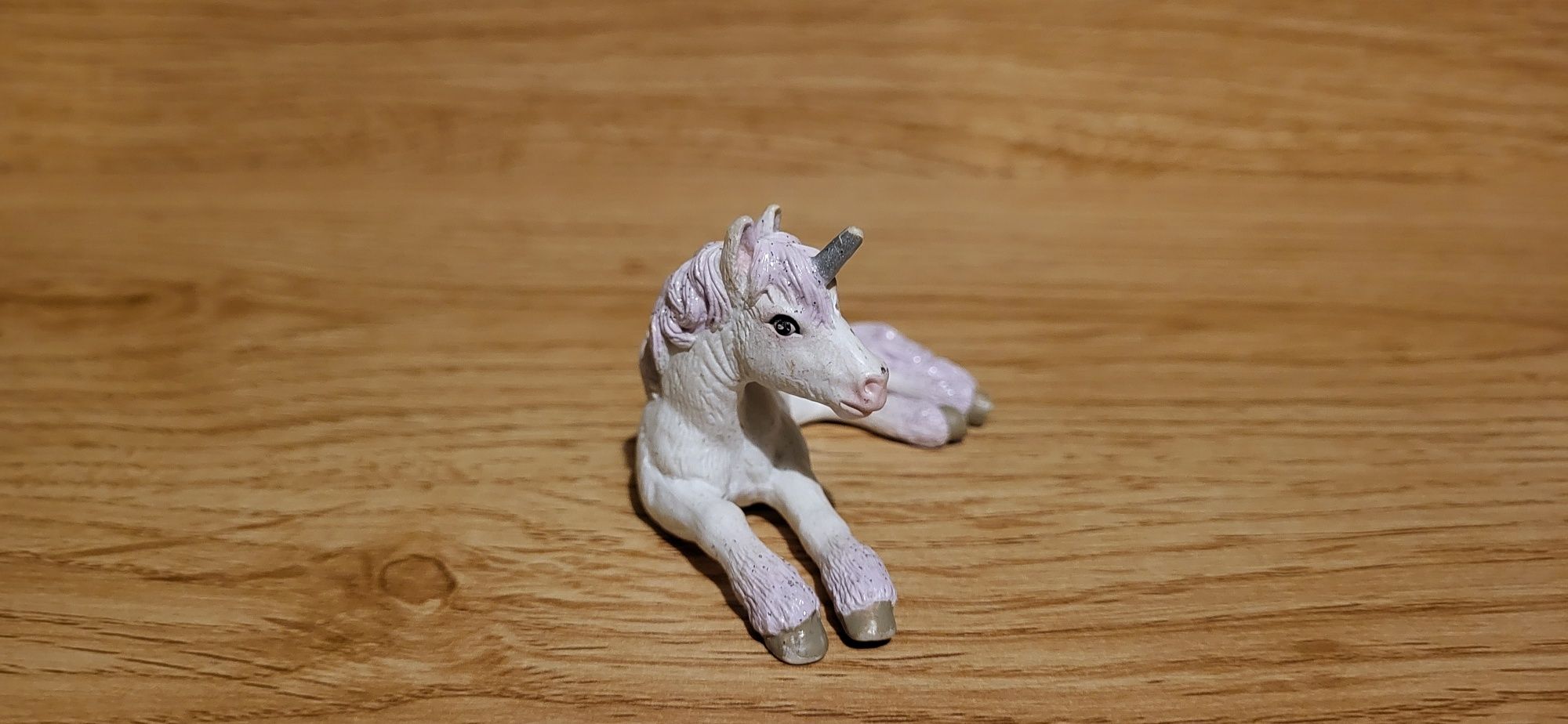 Schleich bayala leżący jednorożec figurka edycja limitowana z 2009