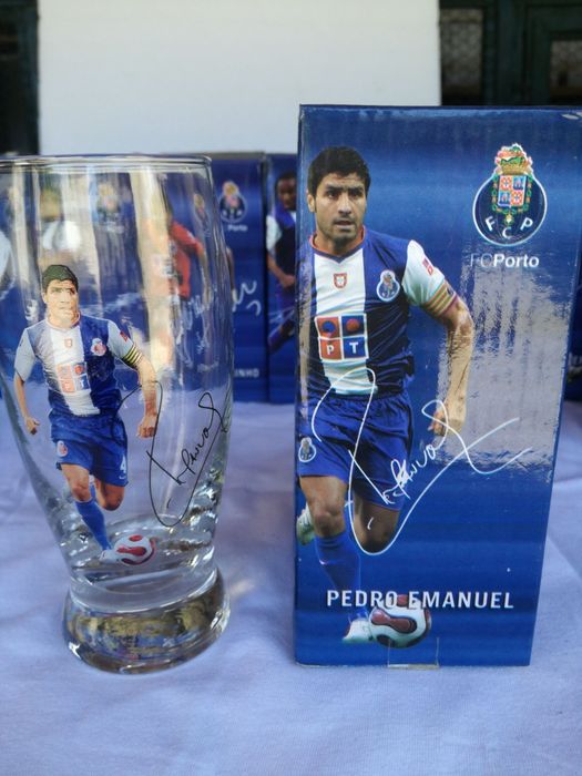 Copos Novos de sumo, cerveja,água do F.C.Porto.
