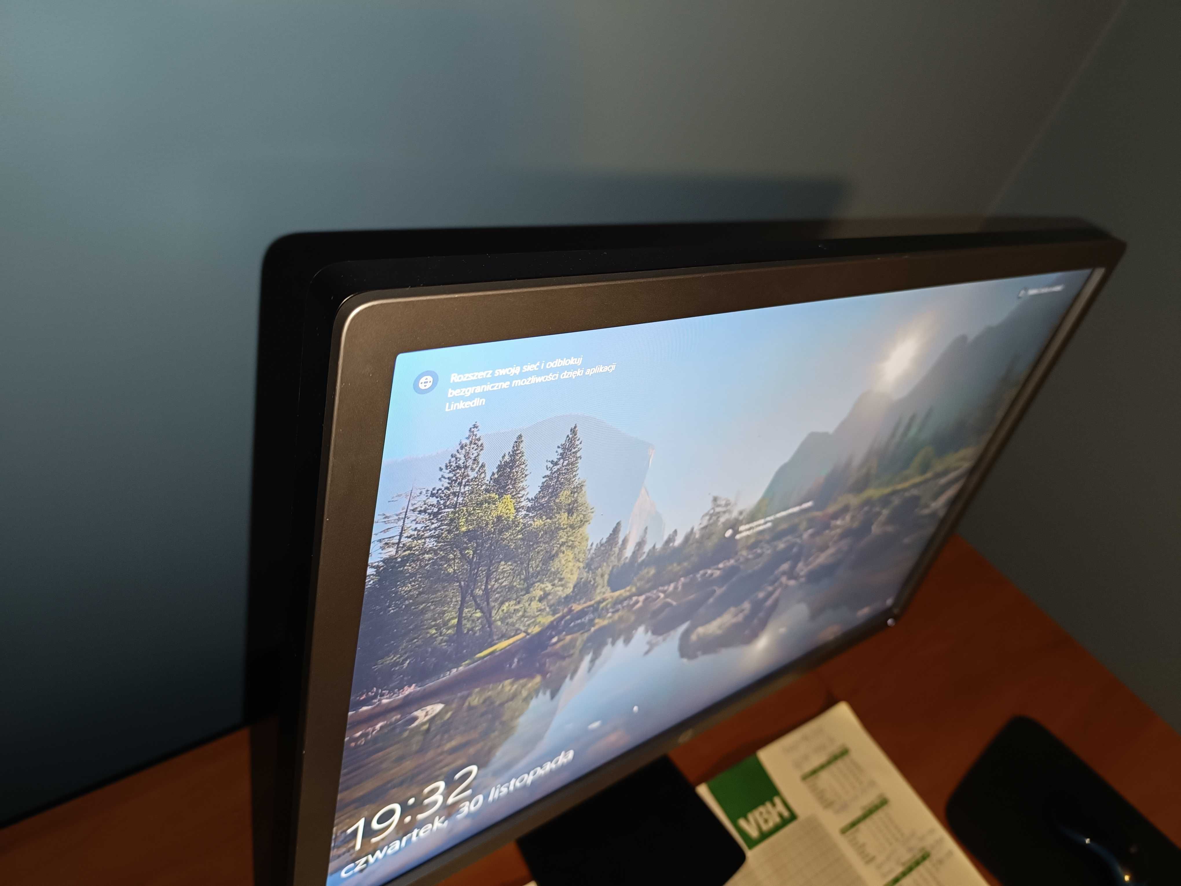 Monitor 22 Cale Idealny DELL P2211Ht