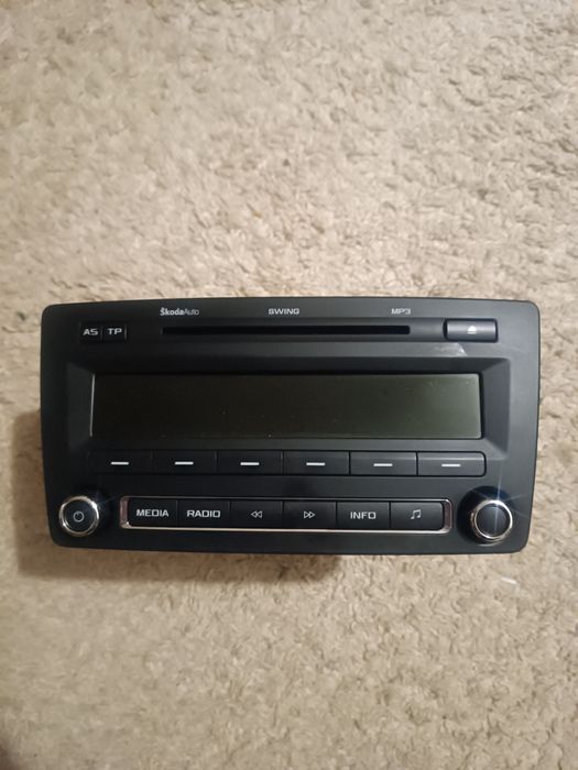Автомагнітола на Skoda A5 2011р.