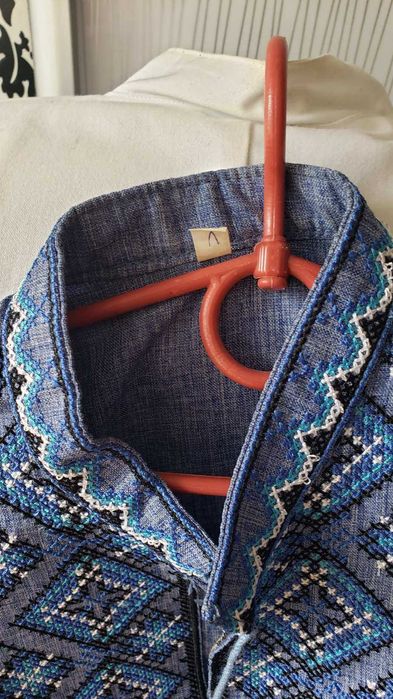 Продам вишиванку на хлопчика