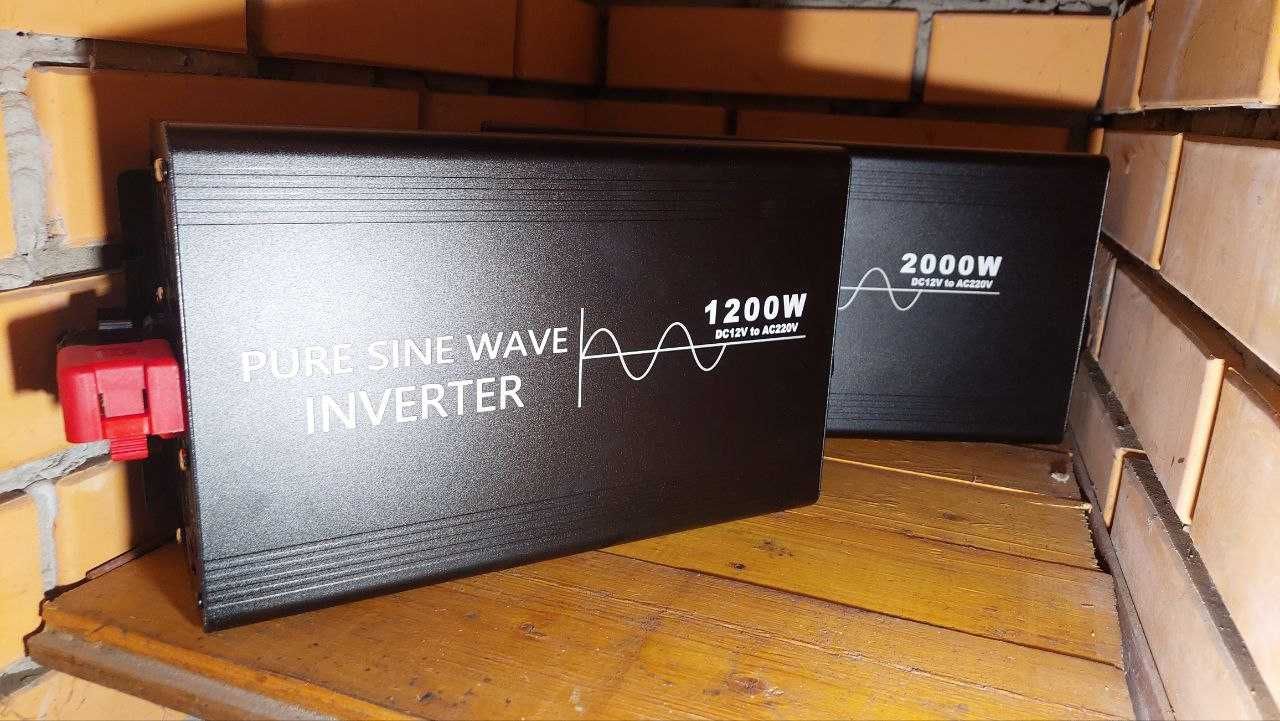 Акция!Инвертор c 12V на 220V 1200W  с чистой синусоидой (Реально 1200