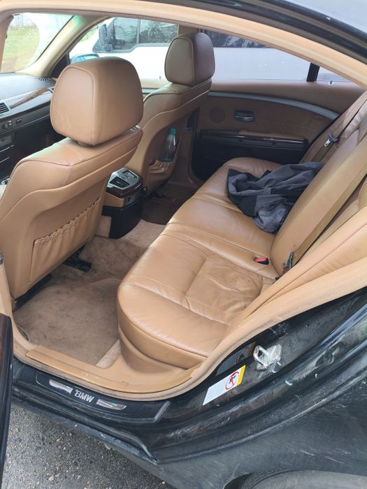 Продам БМВ 730d.
