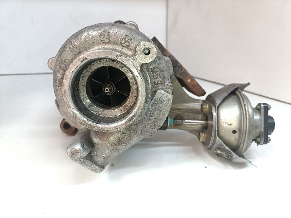 Turbo / compressor PEUGEOT 407 (6D_)