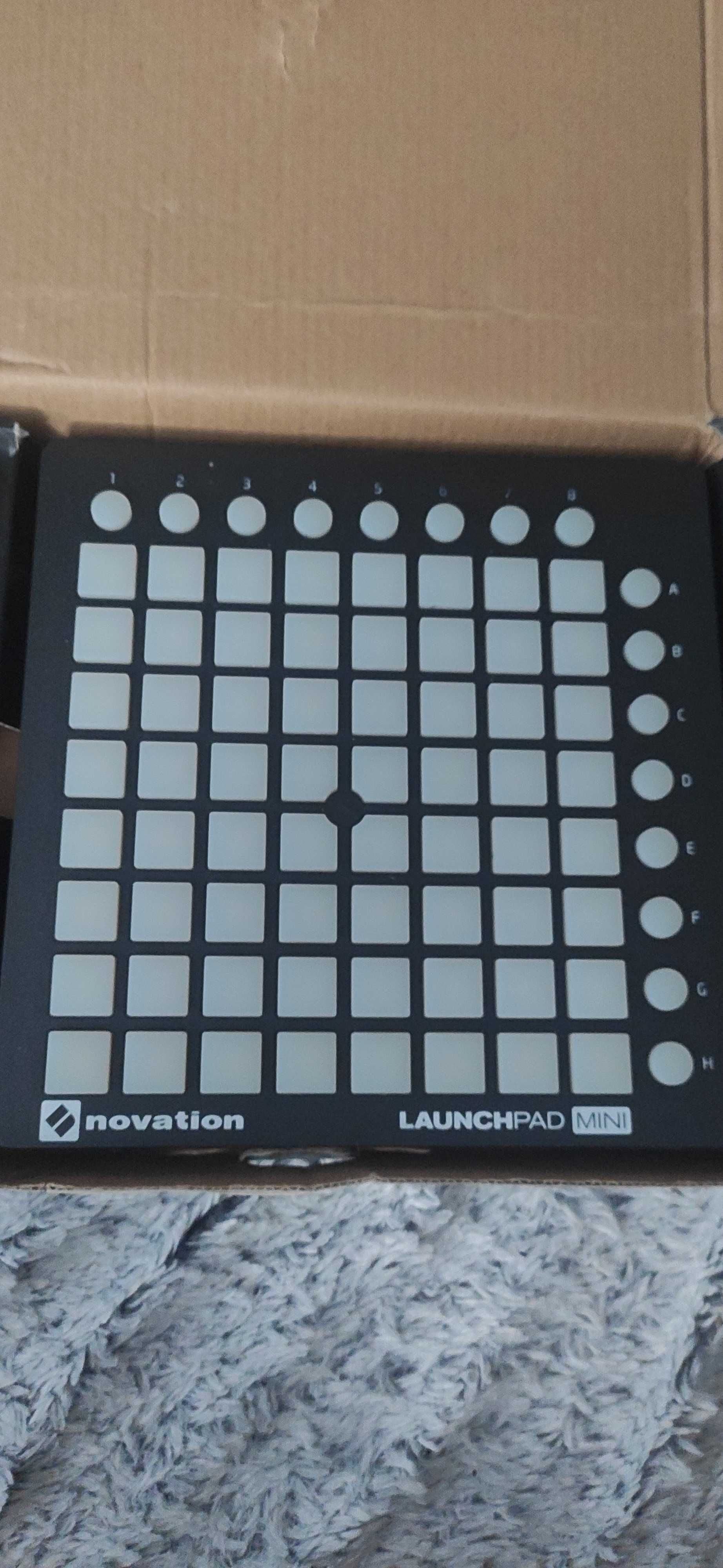 Launchpad mini NOWY lekko uszkodzone pudełko