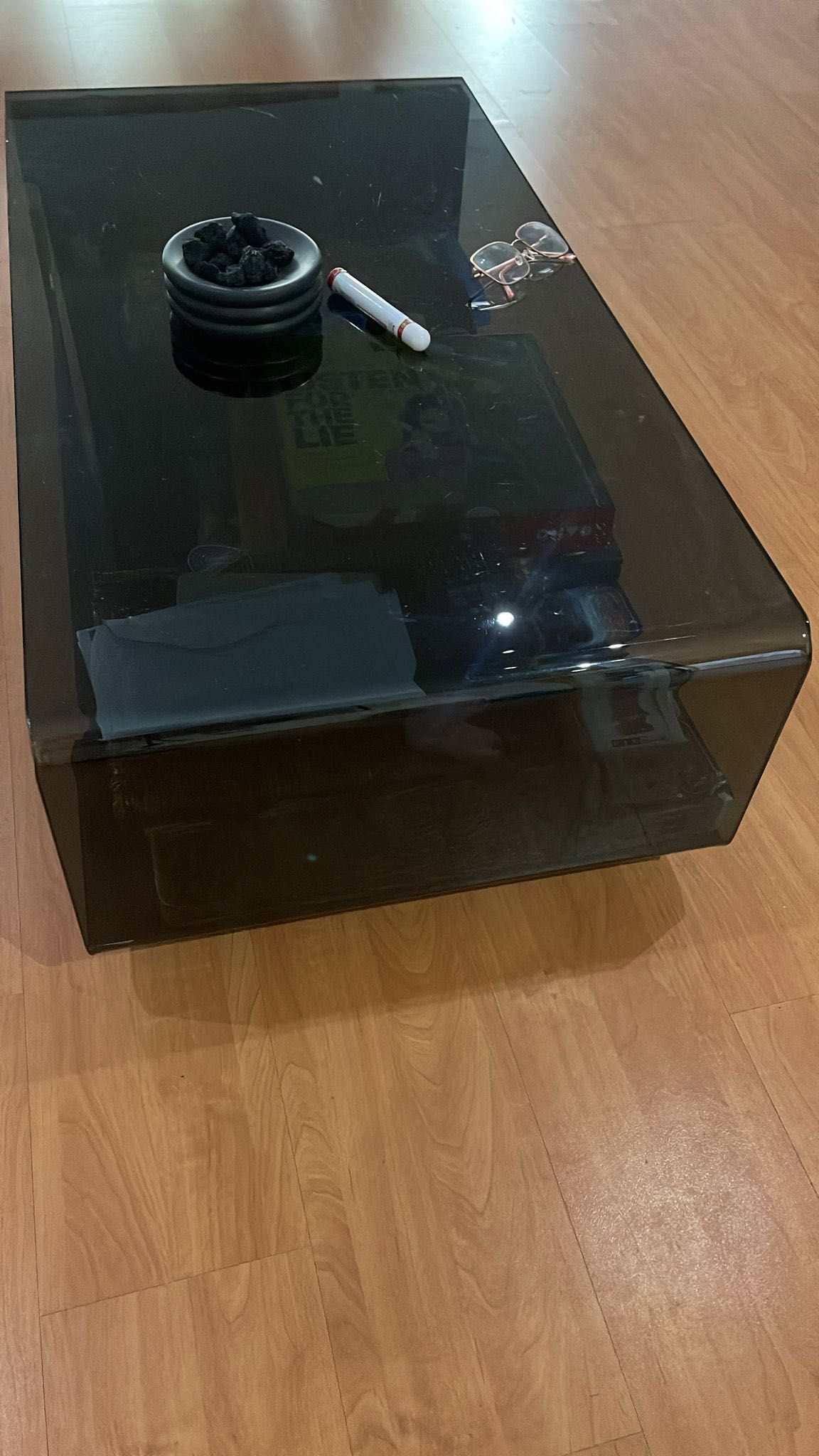 Mesa de centro de vidro preta
