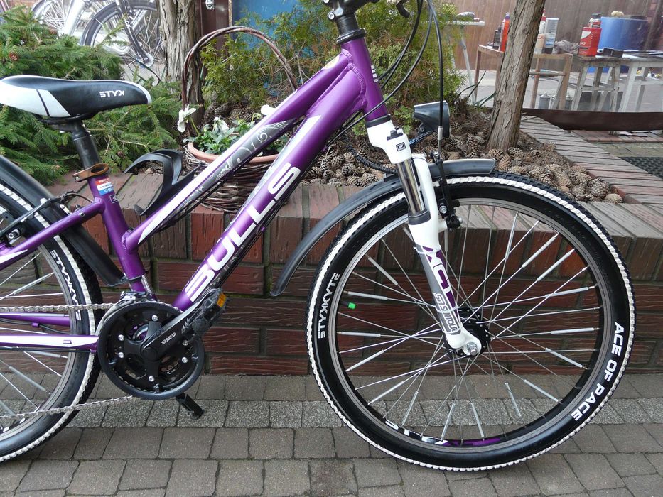 Rower dziecięcy BULLS Zarena 24"/32-ładny, sprawny Germany