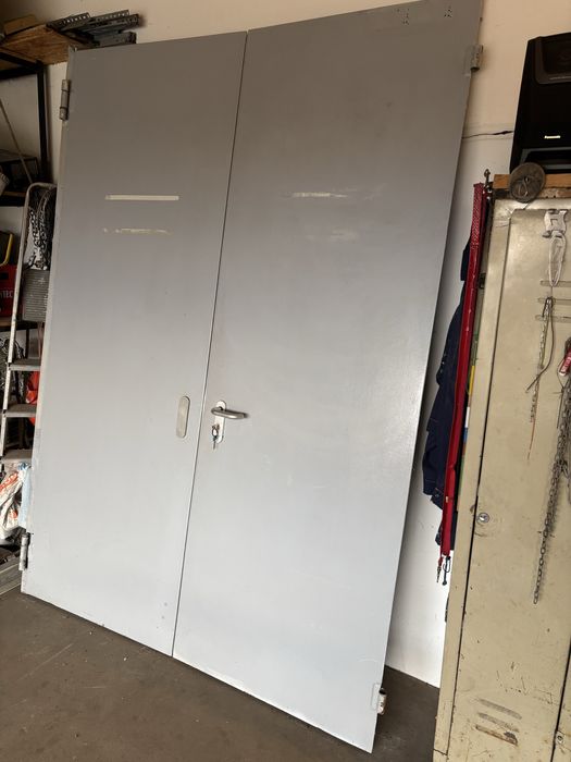 Drzwi stalowe techniczne 80 90