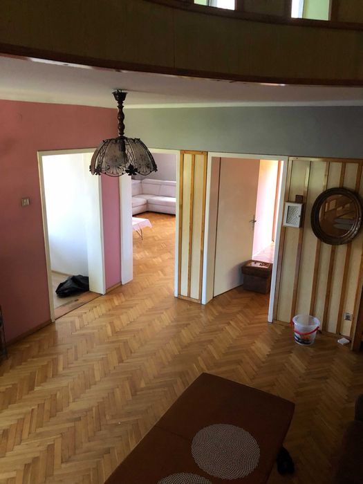 Dom na sprzedaż  w śród drzew, ocieplony, instalacja fotowoltaiczna.