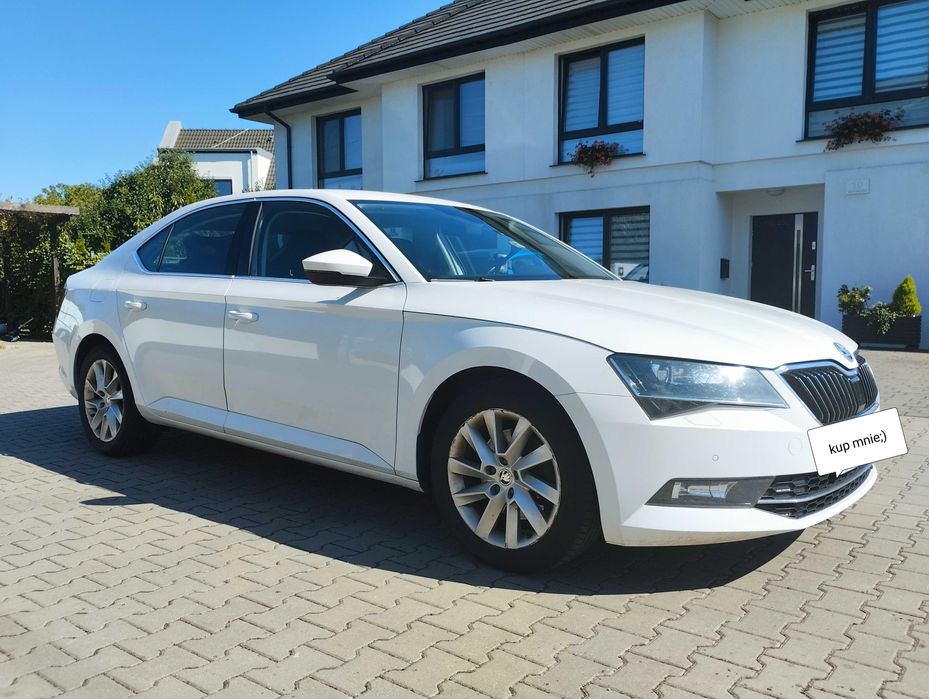 Skoda Superb 2016 rocznik, stan bardzo dobry