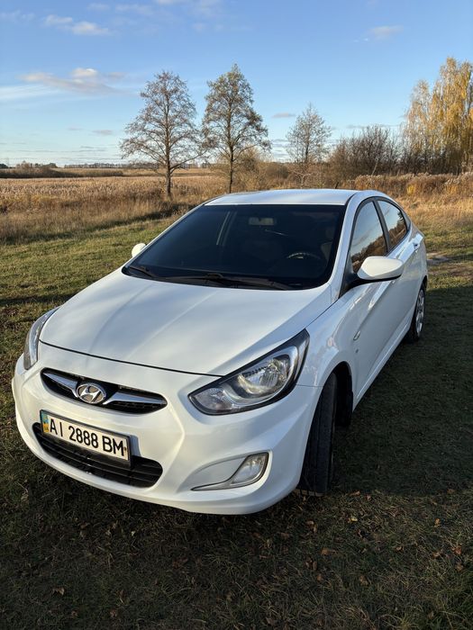 Hyundai accent хундай