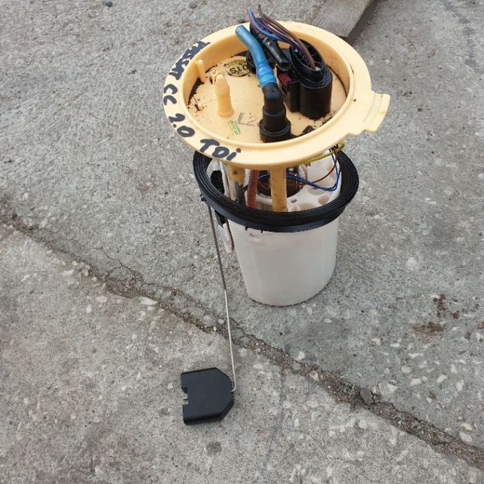 AUDI SEAT SKODA VW PASSAT CC 2.0 TDI POMPA PALIWA 3AA919050F