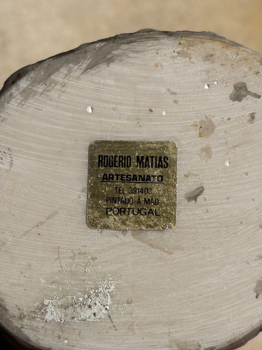 Buda pequeno pintado á mão