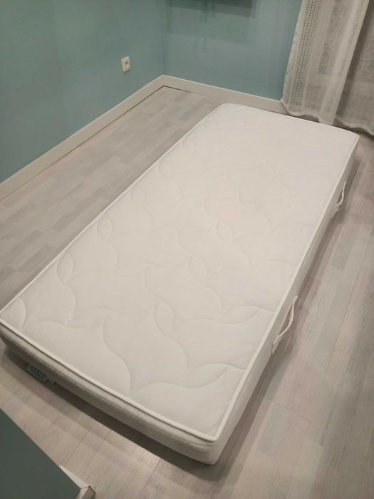 Materac lateksowy 200/90 Ikea