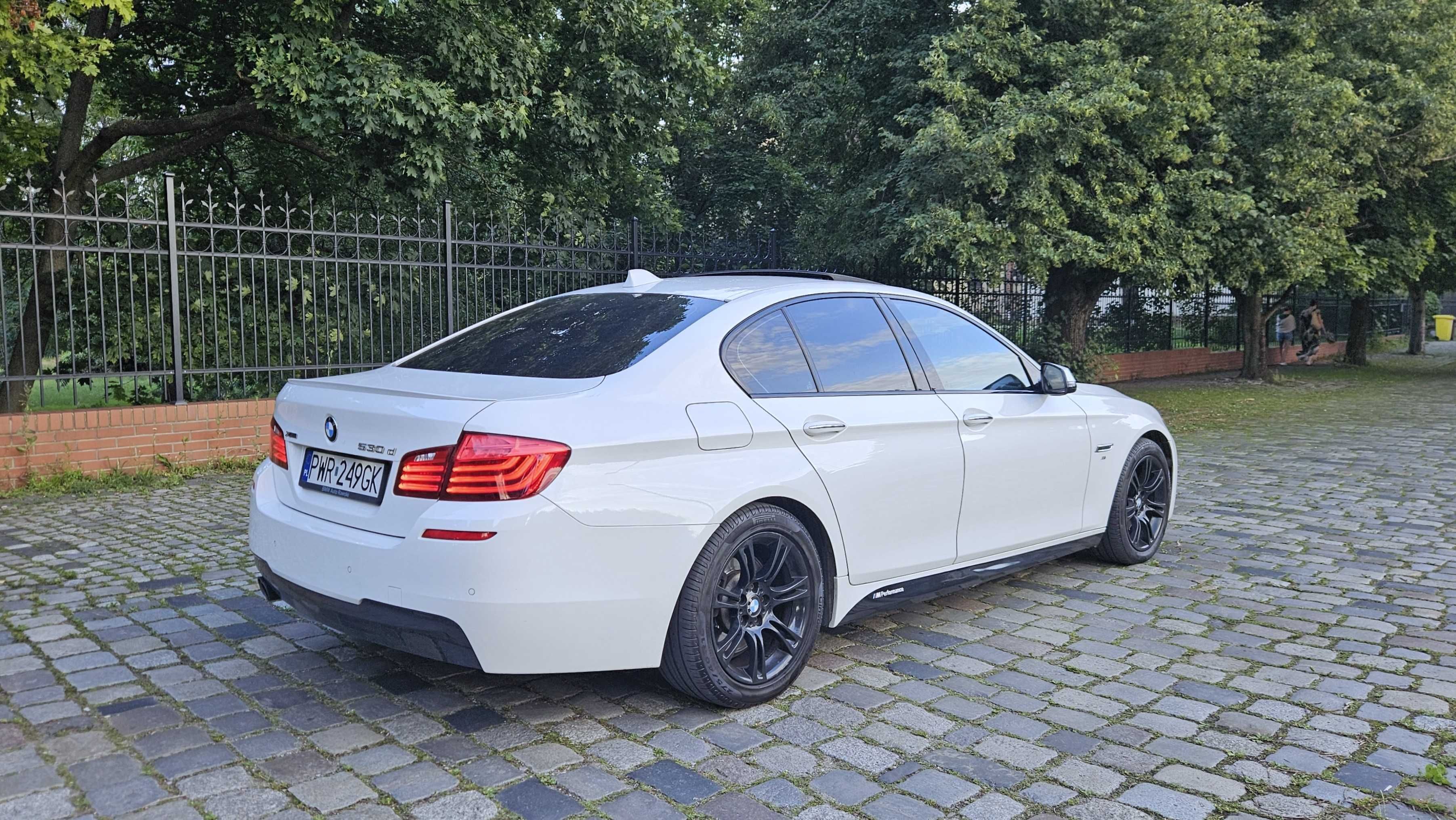 BMW F10 530d xDrive MPakiet, AdaptiveLED, Łopatki, Head up, Full opcja
