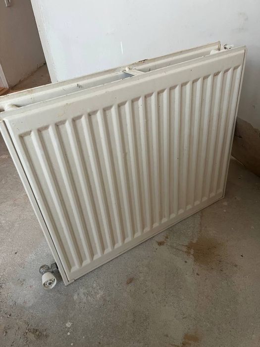 Продам радіаторну батарею