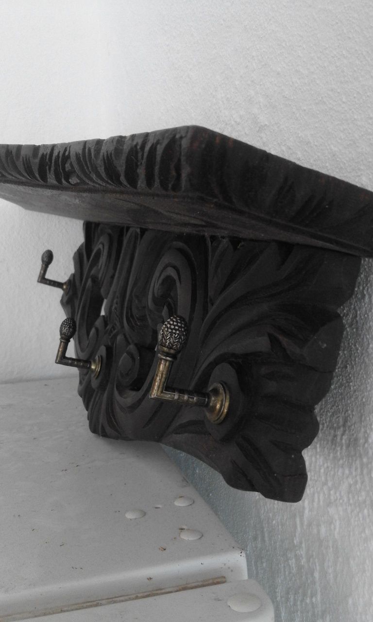 Cabide madeira maciça
