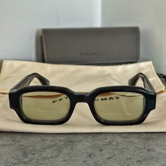 Сонцезахисні окуляри унісекс прямокутні коричневі Peter and May