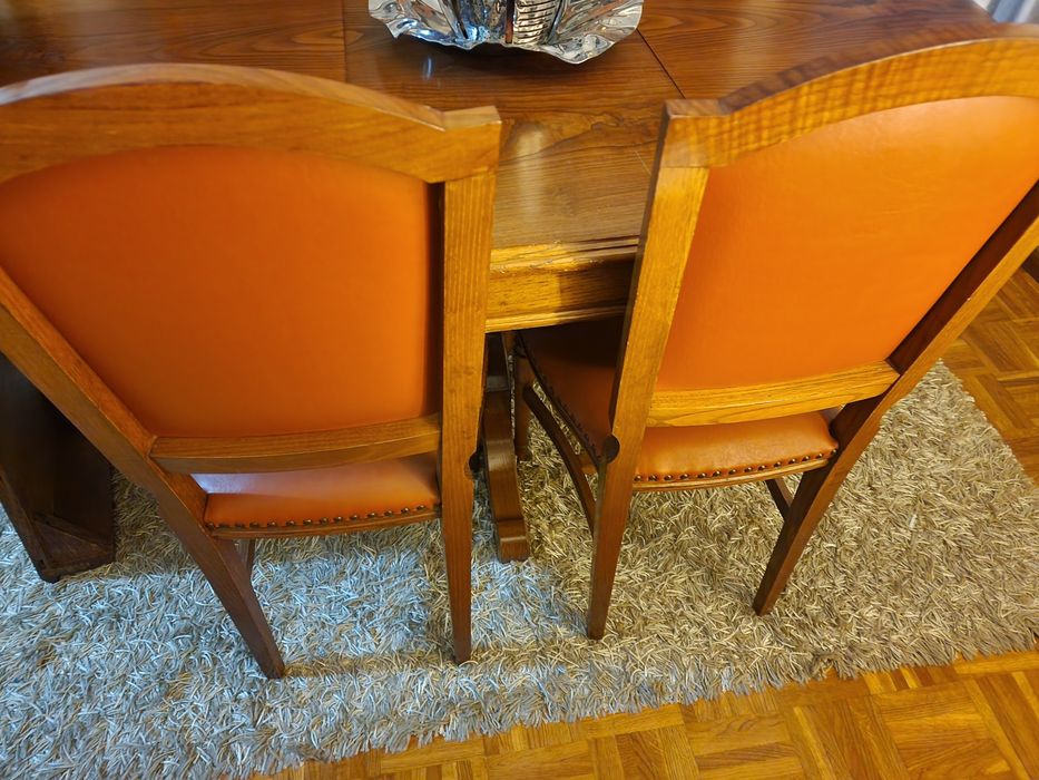 4 cadeiras em pele castanho