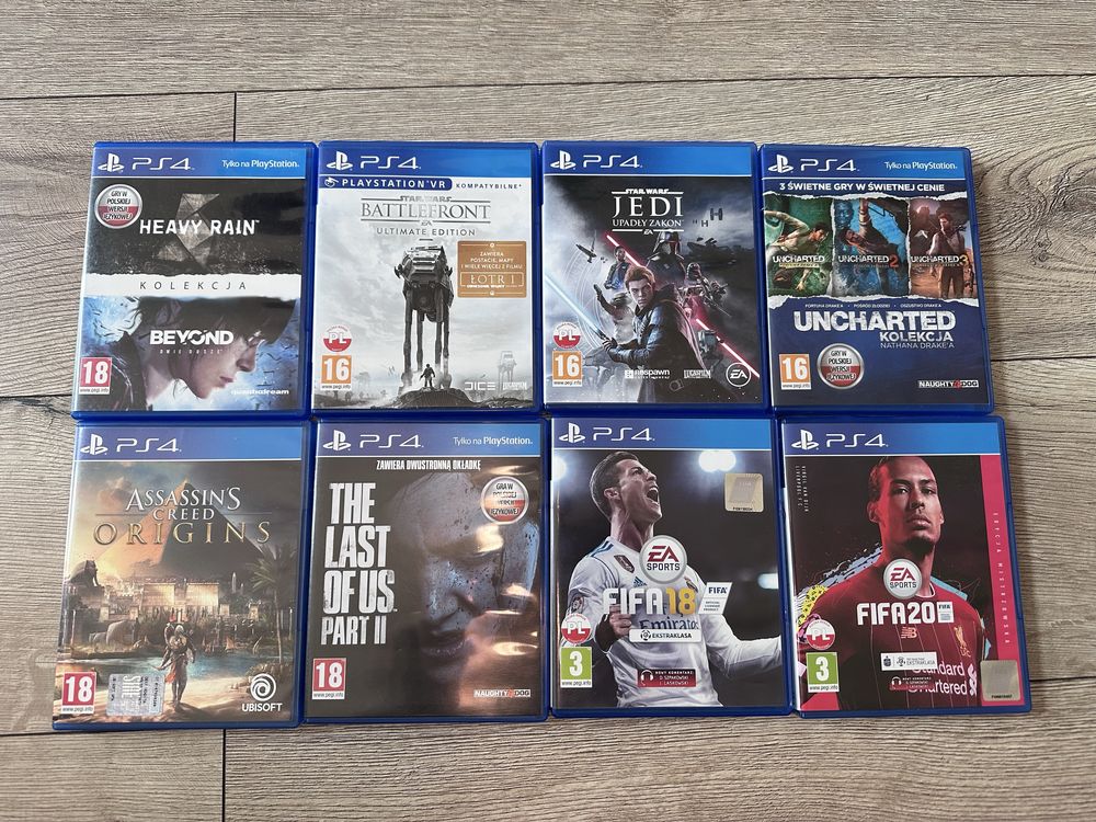 Playstation 4 PRO 1TB (okablowanie, 2 pady) + zestaw gier-STAN IDEALNY