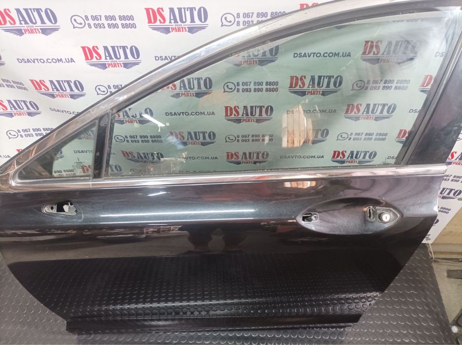 Дверь передняя левая Lincoln MKZ UH цвет