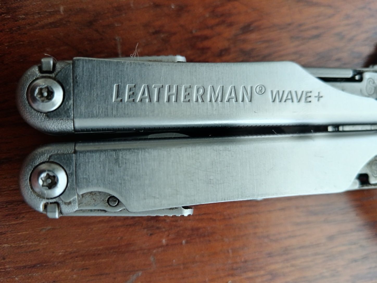 Ferramenta multiusos Leatherman Wave +