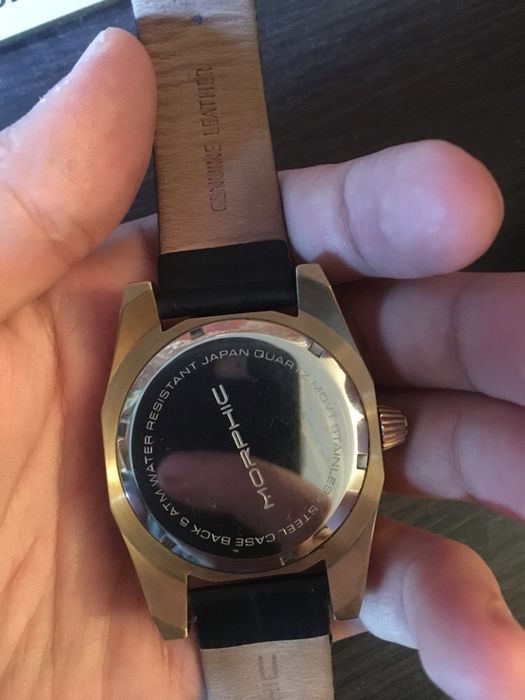 Часы Morphic M46 ( обмен также интересует -на технику, юв. изд. и т.д