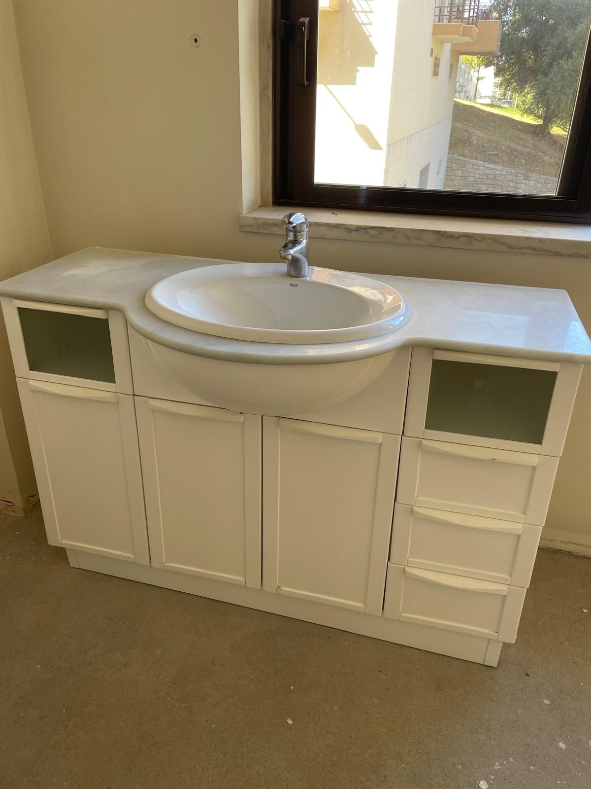 Conjunto móvel casa de banho com espelho