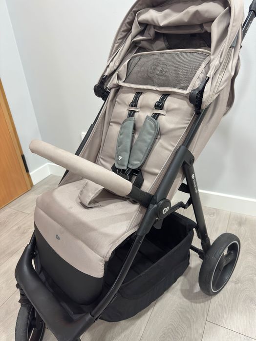 Carrinho de Passeio Kinderkraft Bege