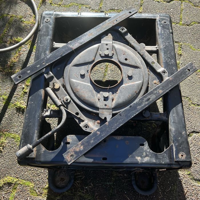 Sprzedam podstawe fotela obrotowego renomaster