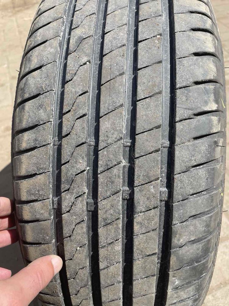 Шини Firestone 215/60r16