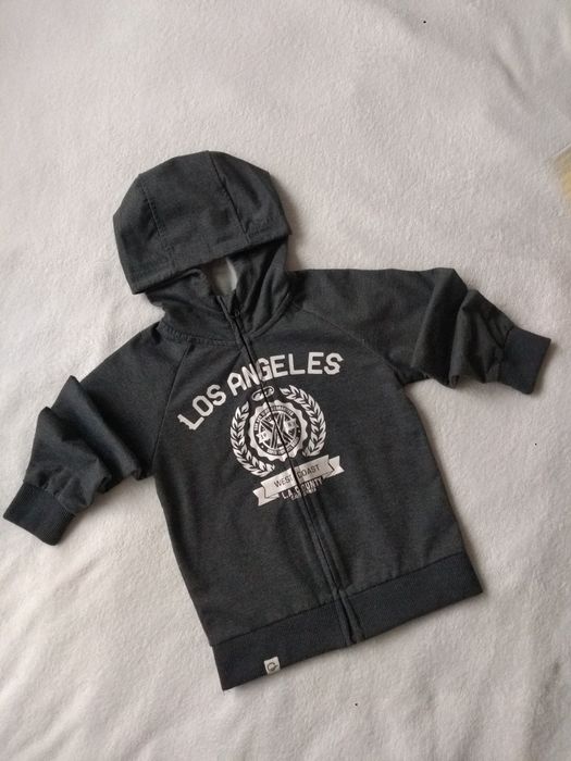 Bluza dresowa rozpinana dla chłopca rozm. 104/110