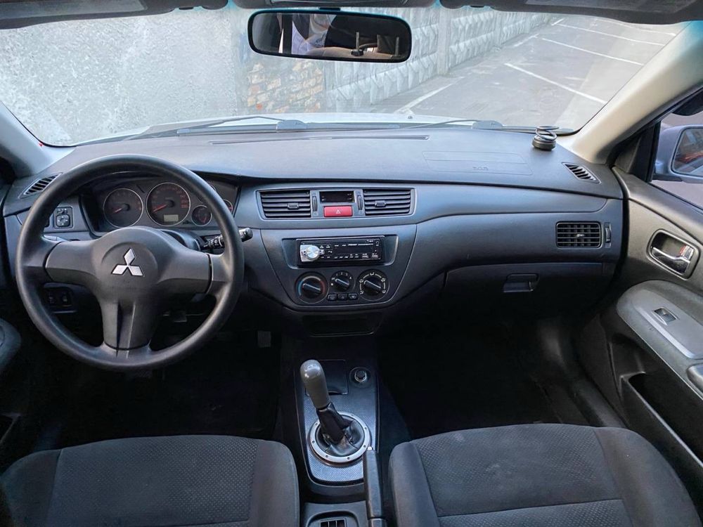 Mitsubishi Lancer 9 2.0 2005