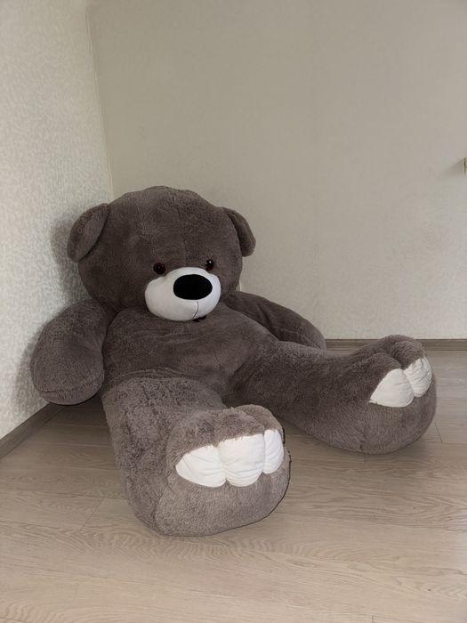 Плюшевий ведмідь
