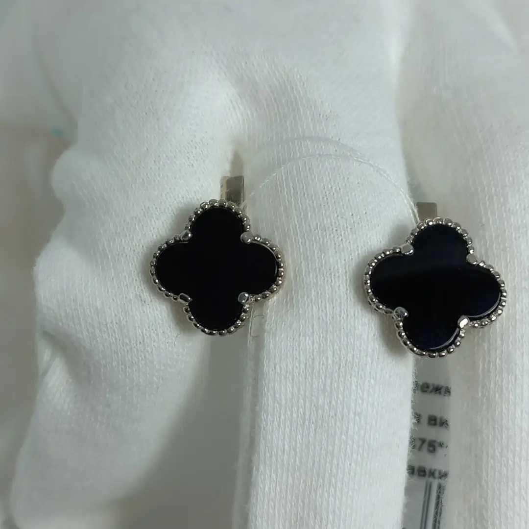 Серебряные серьги Клевер с ониксом - срібні сережки Клевер з оніксом