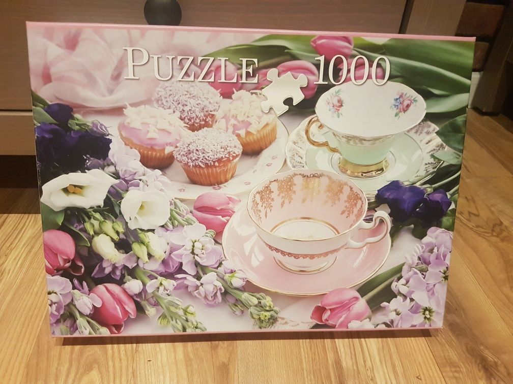 Puzzle 1000 szt Przy herbacie