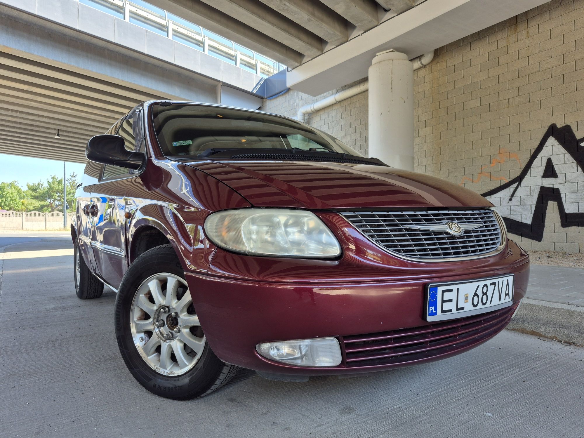Chrysler Voyager 3.3 benzyna+LPG, 2002 r. 7 osobowy, klima, skóry
