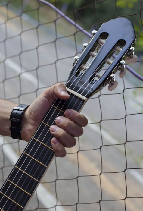 Гитара классическая Almira CG-1702BK (чехол+капа+медиатор+ключ+струна)