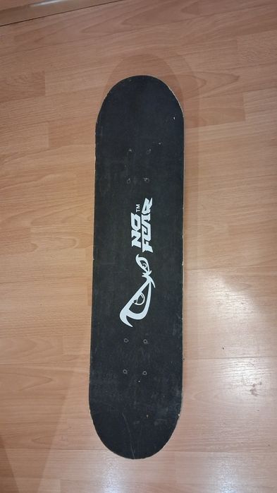 Deskorolka długość 77 centymetrów