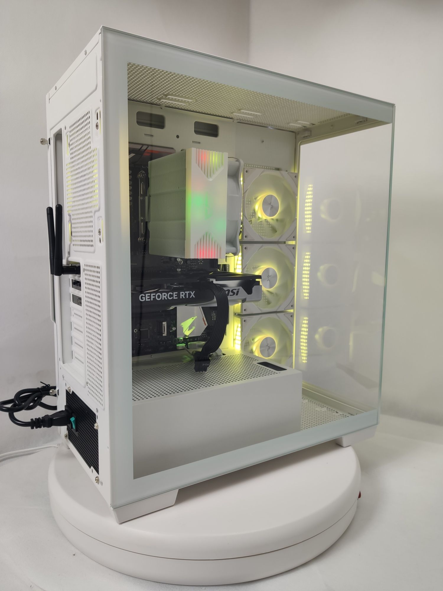 Komputer Gamingowy Ryzen 7 5700x3d, RTX 5060 Ti, 32 GB RAM,SSD
