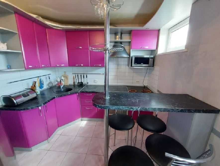 3 кім ЛЕНІНГРАДКА 73 м2 та кухнею 11 м2 район ЛІВОБЕРЕЖНИЙ 3 (716013)