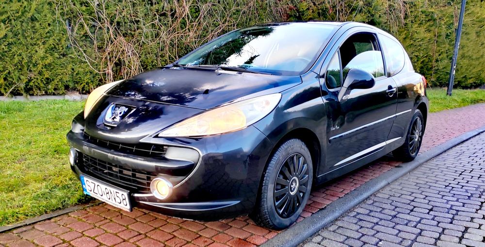 Peugeot 207 1.6 HDi 2008r 1wszy wł Nowe sprzęgło klima 190tys km bez D