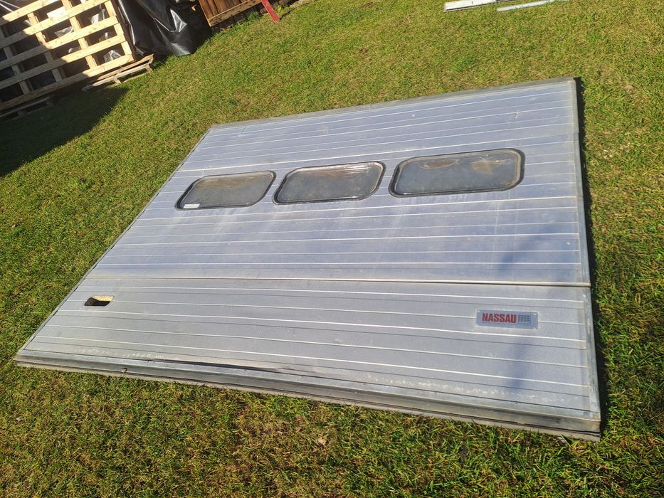 Brama garażowa, drzwi garażowe