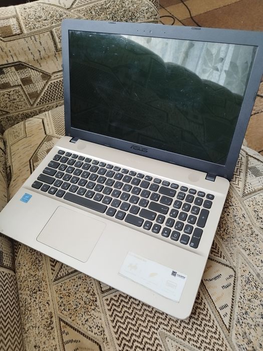 Продам ноутбук Asus